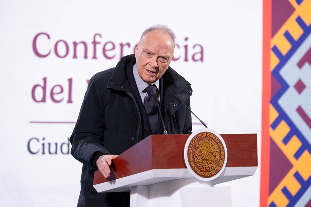 fotografía del fiscal general Alejandro Gertz, tomada por el medio Reforma