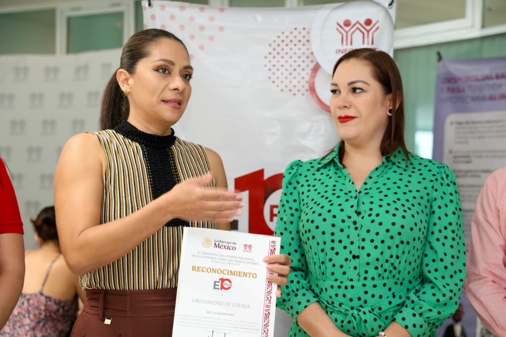 Reconoce-el-INFONAVIT-a-la-UdeC-como-Empresa-de-Diez-Plus_Priscilia-1-1024x683 Reconoce el INFONAVIT a la UdeC como Empresa de Diez Plus, una vez más