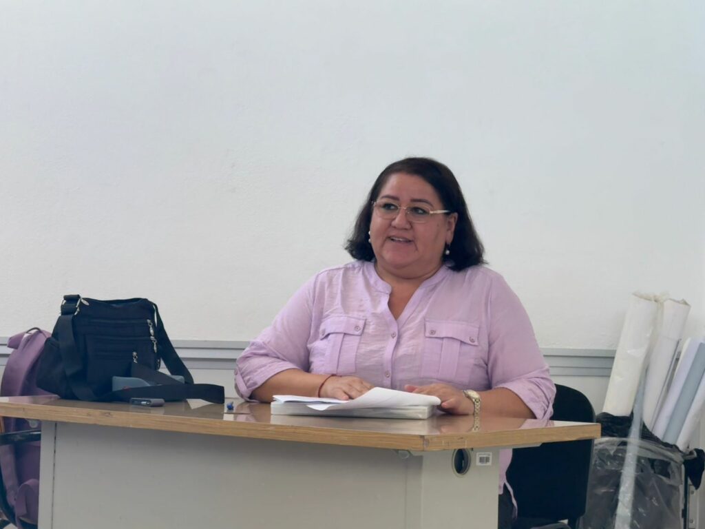 Academicos-y-estudiantes-de-la-UdeC-participan-en-Seminario-Internacional_Aidee-1024x768 Académicos y estudiantes de la UdeC participan en Seminario Internacional
