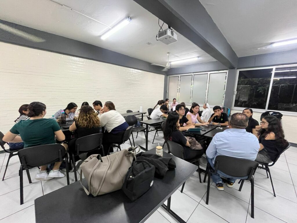 Estudiantes-de-Mercadotecnia-desarrollaran-proyectos-para-asociaciones-civiles-1-1024x768 Estudiantes de Mercadotecnia desarrollaránproyectos para asociaciones civiles del estado