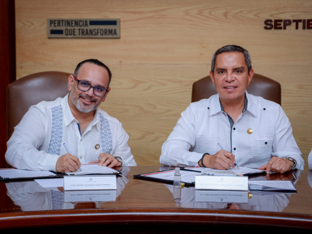 Firman-convenio-UdeC-y-Fiscalia-General-de-Estado_e-1024x769 Firman Convenio de Colaboración la UdeC y Fiscalía General del Estado