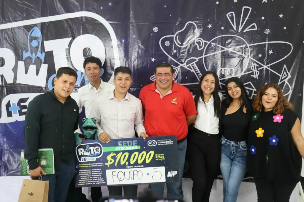 Ganadores-del-RetoCamp-2025-en-Tecoman_Ganadores-con-empresario-1024x683 Talento universitario transforma ideas en soluciones reales en el RetoCamp 2025