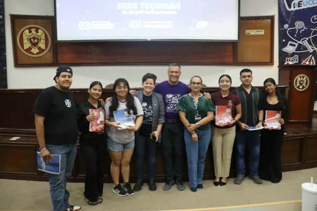 Ganadores-del-RetoCamp-2025-en-Tecoman_Tercer-Lugar-1024x683 Talento universitario transforma ideas en soluciones reales en el RetoCamp 2025