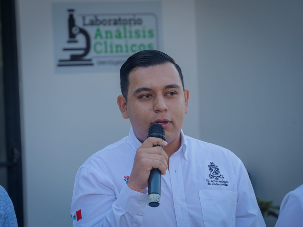 Inauguran-laboratorio-de-analisis-clinicos-en-Coquimatlan_Luis-Gerardo-1-1024x769 Inaugura UdeC laboratorio deAnálisis Clínicos en Coquimatlán