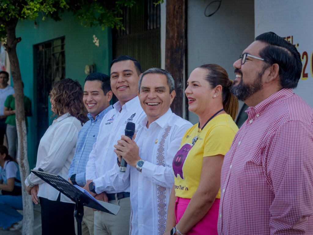 Inauguran-laboratorio-de-analisis-clinicos-en-Coquimatlan_Rector-1024x769 Inaugura UdeC laboratorio deAnálisis Clínicos en Coquimatlán