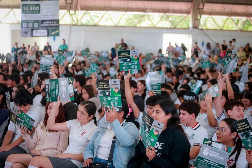 TRES-asambleas-informativas-sobre-Becas-Benito-Juarez-1024x682 Invitan a bachilleres a solicitar la beca “Benito Juárez”, en tres magnas asambleas