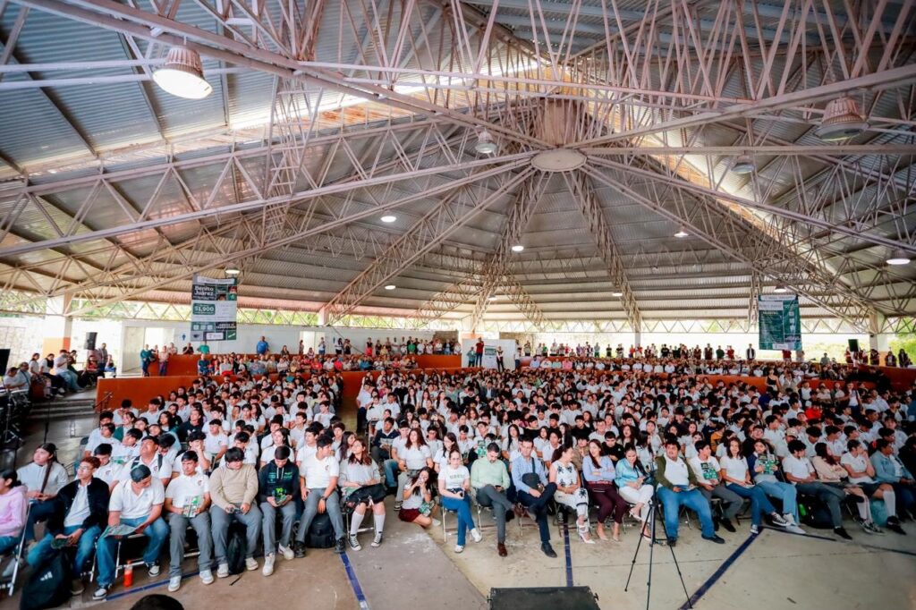 TRES-asambleas-informativas-sobre-Becas-Benito-Juarez_k-1024x682 Invitan a bachilleres a solicitar la beca “Benito Juárez”, en tres magnas asambleas
