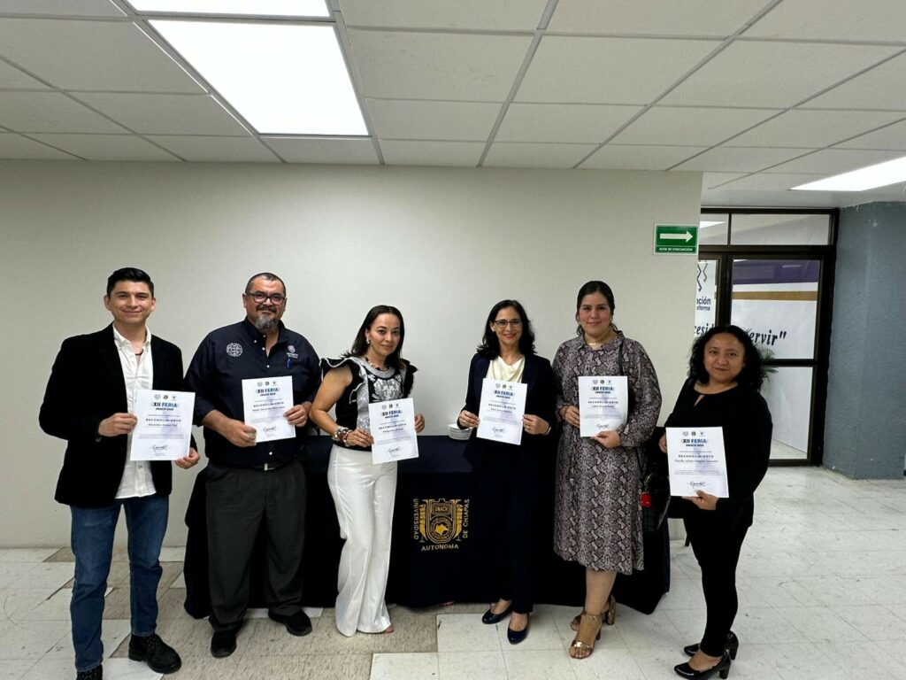 Comparten-en-Chiapas-aplicaciones-educativas-de-academicos-de-la-UdeC_a-1024x768 Comparten en Chiapas aplicaciones educativas desarrolladas por académicos de la UdeC