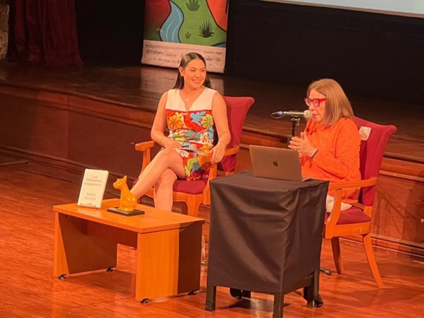 Imagen4 Colima Inaugura la Feria del Libro 2025: Sabina Berman, la Voz Crítica, Lidera el Teatro Hidalgo.