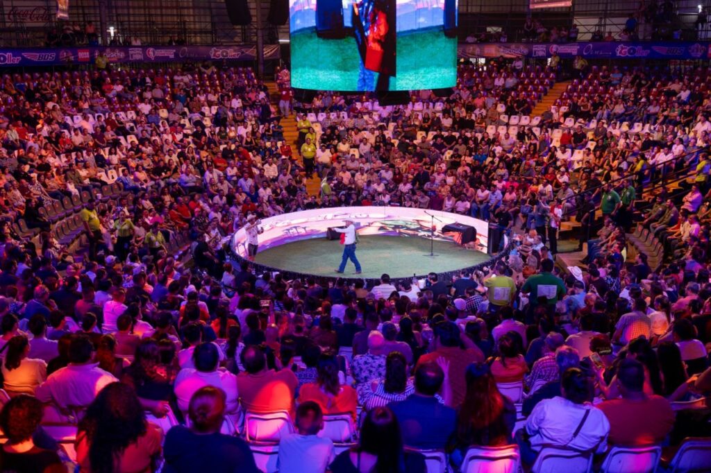 251104-BP-IFFECOL-agenda-para-hoy-martes-7-1-1024x682 Talento, música, arte, tradición y ambiente familiar en la Feria de Colima 2025