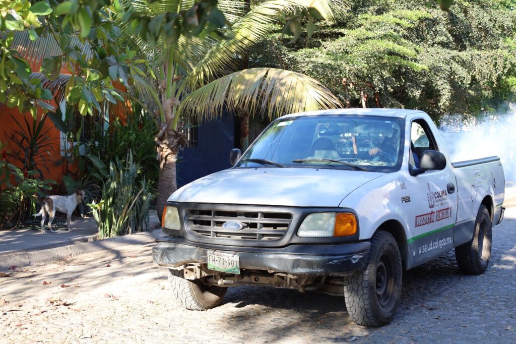 251104-BP-SALUD-fumigacion-4-1-1024x682 Salud Colima sigue fumigando contra dengue los 4 municipios más grandes