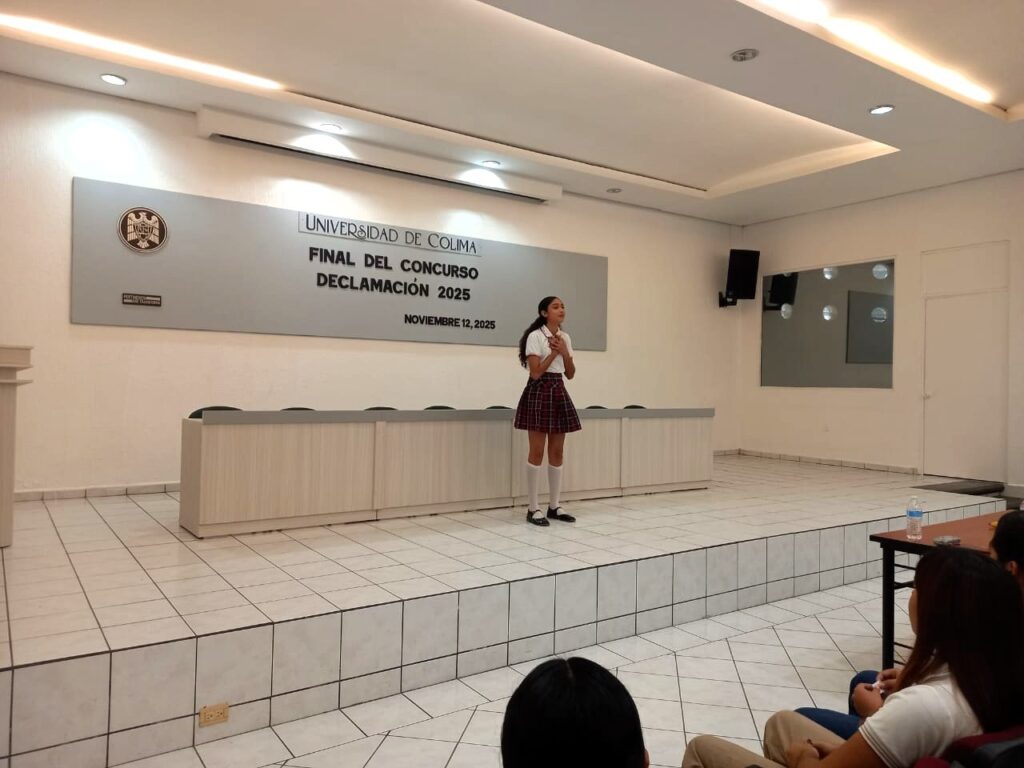 Final-del-concurso-de-declamacion-Palabra-viva_Lorena-1er-lugar-1024x768 Bachilleratos de la UdeC definen a las y los finalistas del concurso “Palabra Viva”