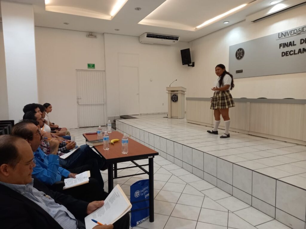 Final-del-concurso-de-declamacion-Palabra-viva_d-1024x768 Bachilleratos de la UdeC definen a las y los finalistas del concurso “Palabra Viva”