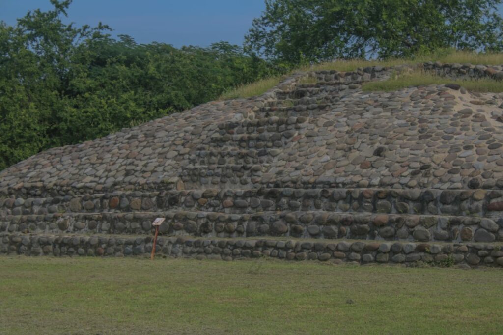 IMG-20251026-WA0131-1024x682 La campana: Vestigios del pasado Colimense