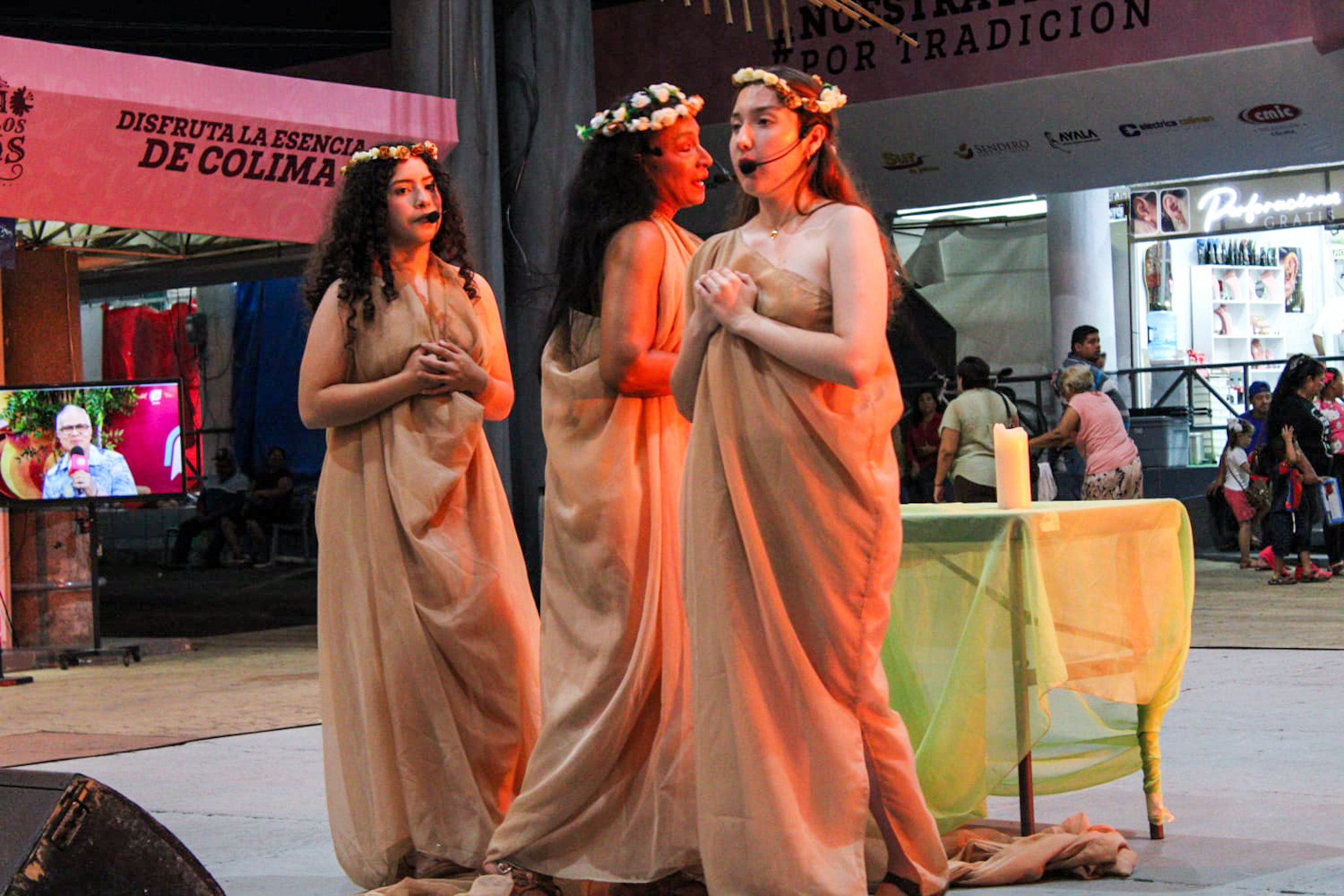 IMG-20251108-WA0016 El IUBA ilumina la Feria de Todos los Santos con “Encendamos luciérnagas” de Carmen Solorio