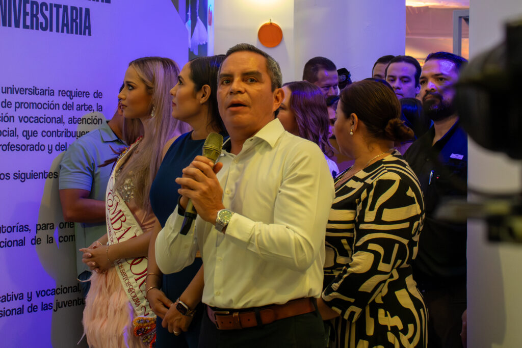 IMG_1387-2-1024x683 Universidad de Colima inagura pabellón en la Feria de Todos los Santos Colima 2025