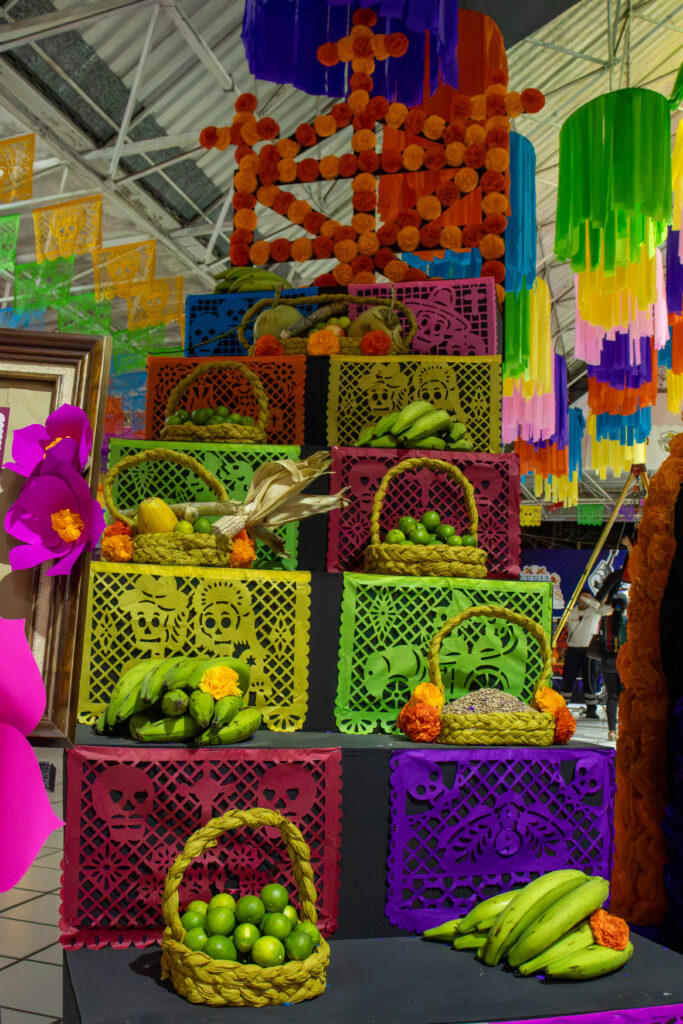 IMG_1436-683x1024 Feria de todos los santos: retratando cultura y tradiciones 2025