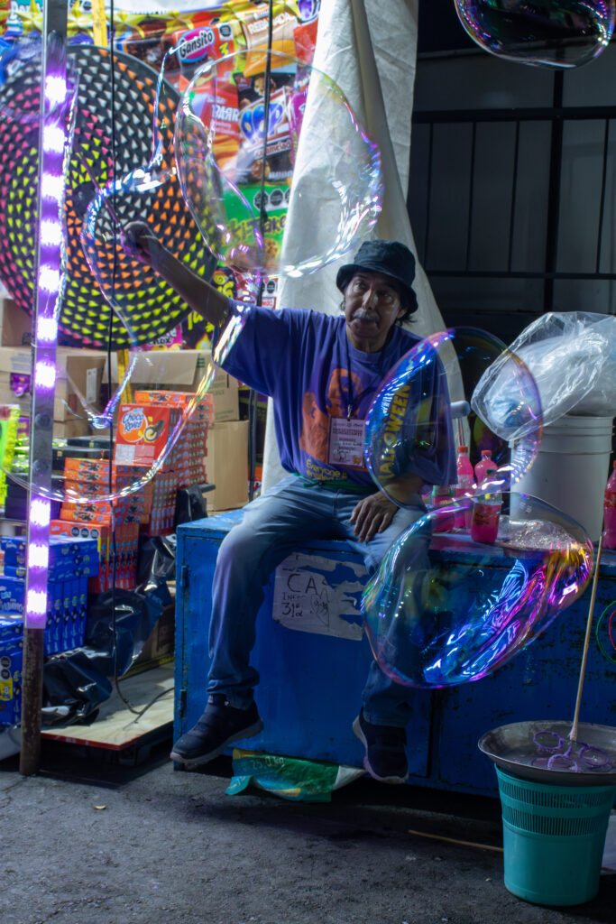 IMG_1475-1-683x1024 Feria de todos los santos: retratando cultura y tradiciones 2025