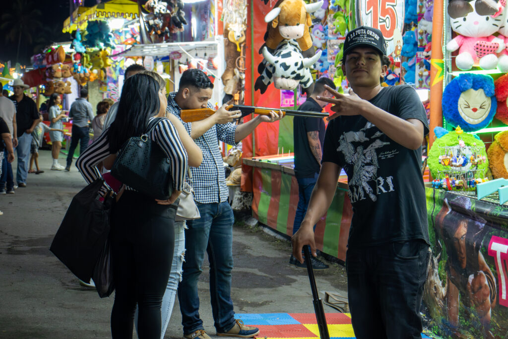 IMG_1484-1024x683 Feria de todos los santos: retratando cultura y tradiciones 2025