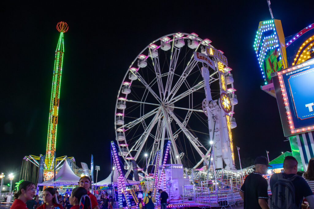 IMG_1507-1024x683 Feria de todos los santos: retratando cultura y tradiciones 2025