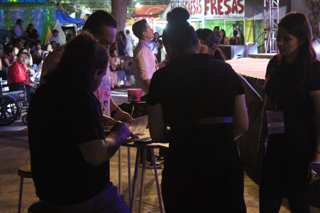 IMG_6601-1024x683 Concurso de catrinas y catrines: tradición, arte y belleza