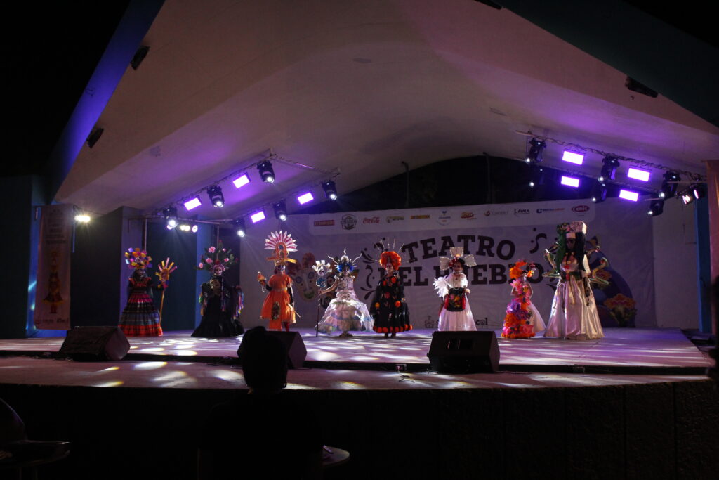 IMG_6624-1024x683 Concurso de catrinas y catrines: tradición, arte y belleza