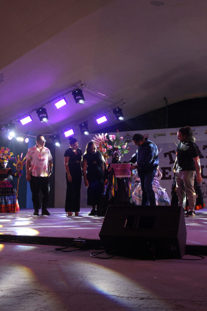 IMG_6680-683x1024 Concurso de catrinas y catrines: tradición, arte y belleza