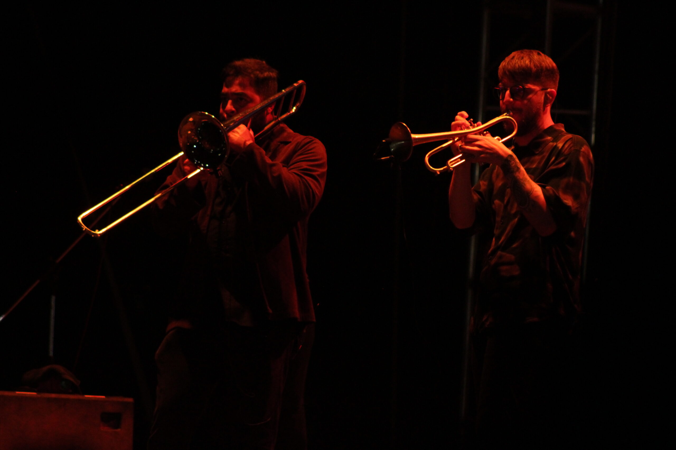 IMG_7267-scaled Pachanga, baile y ska: Inspector en la Feria de Todos los Santos 2025