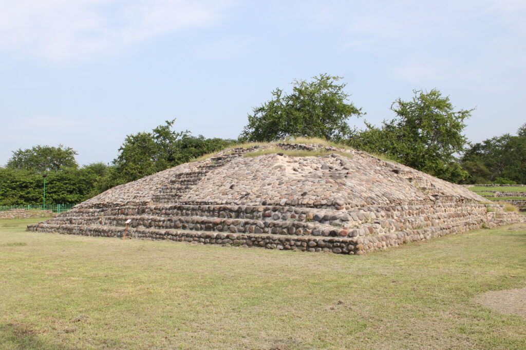 IMG_9179-1024x683 “Este sitio es nuestro Chapultepec, nuestro Central Park”: Dice el arqueólogo Fernando González Zozaya Investigador del INAH