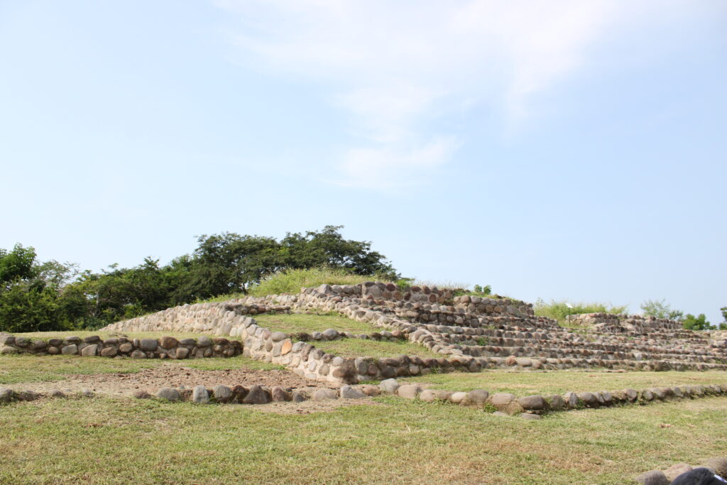 IMG_9184-1024x683 “Este sitio es nuestro Chapultepec, nuestro Central Park”: Dice el arqueólogo Fernando González Zozaya Investigador del INAH