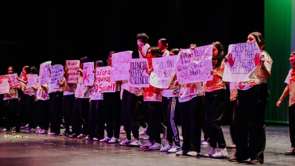 We-Are-All-the-Change_Bach-16_g-1024x575 Bachilleres bailan y cantan por una cultura de paz