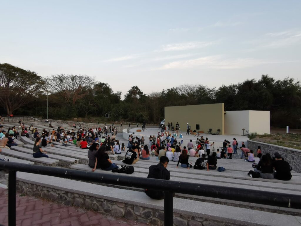 astro-header-1024x768 Más de 700 personas participan en Festival de Observación Astronómica en La Campana